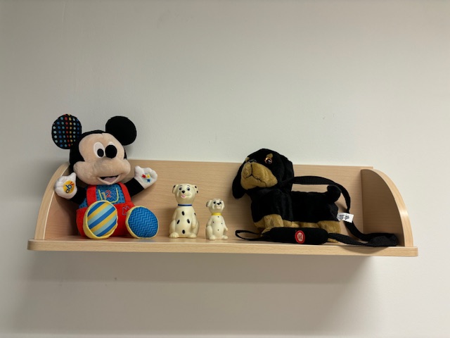 Estanteria animales sonoros